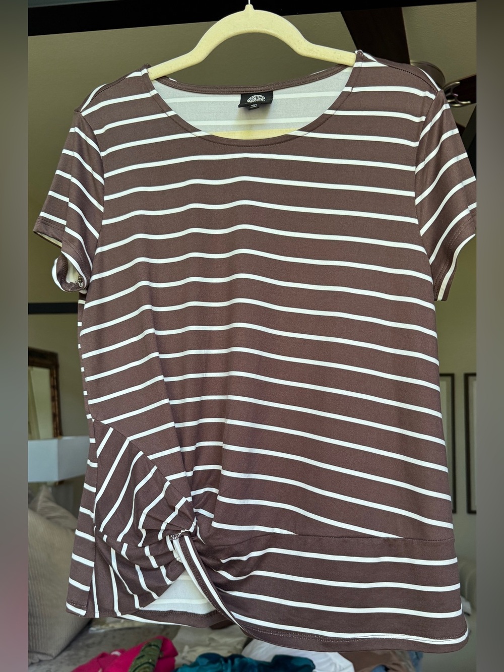 bobeau Brown and White Striped Knot-Front Short Sleeve Tee